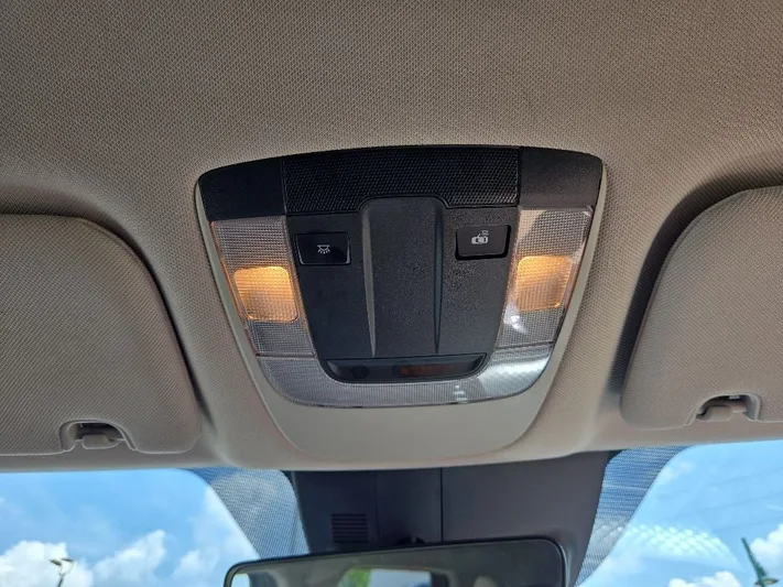 2022 Kia Sorento - view 30