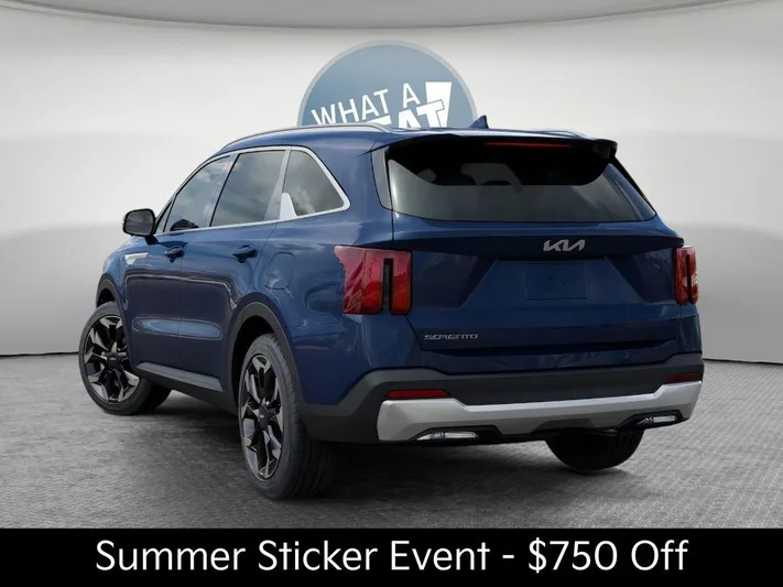 2026 Kia Sorento - view 4