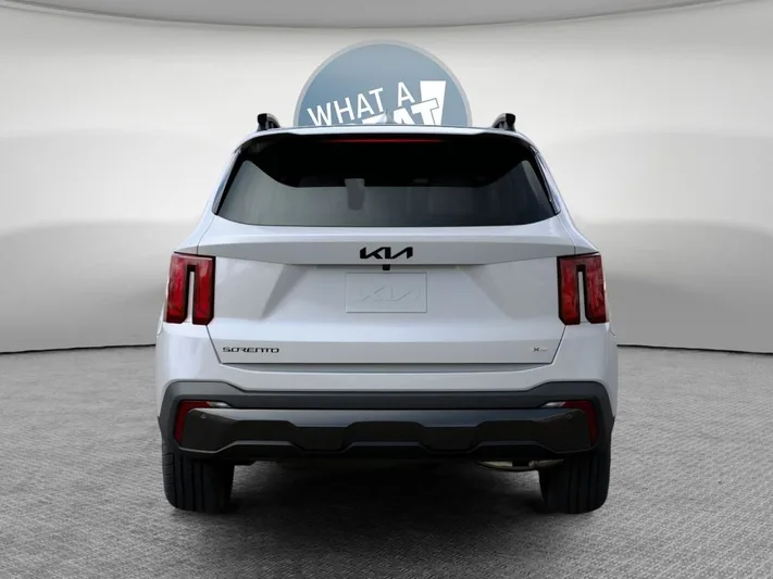 2026 Kia Sorento - view 13