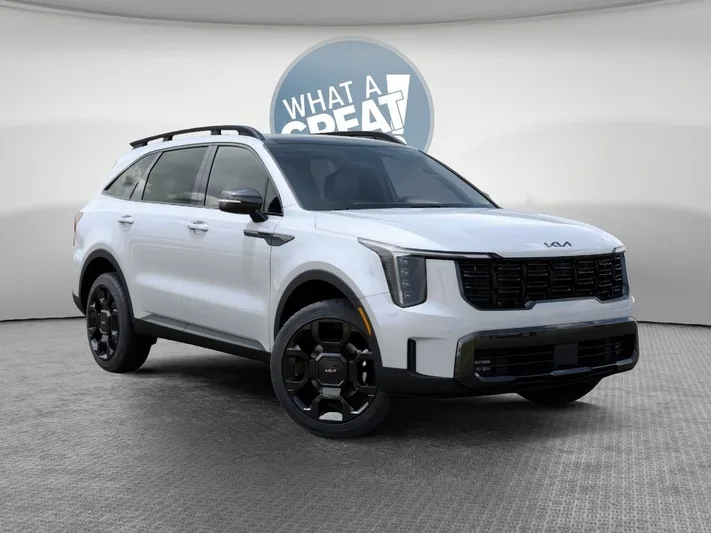 2026 Kia Sorento - view 8