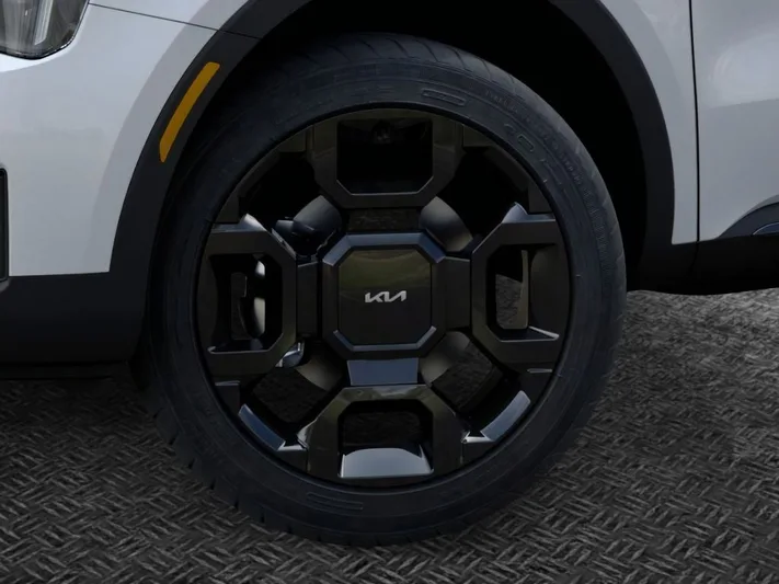 2026 Kia Sorento - view 9