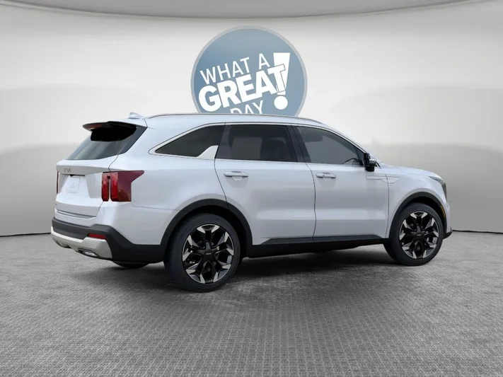 2026 Kia Sorento - view 6