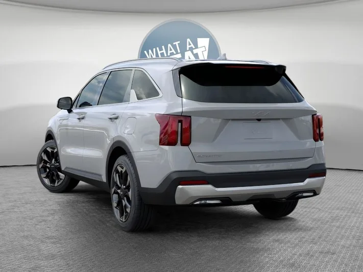 2026 Kia Sorento - view 4