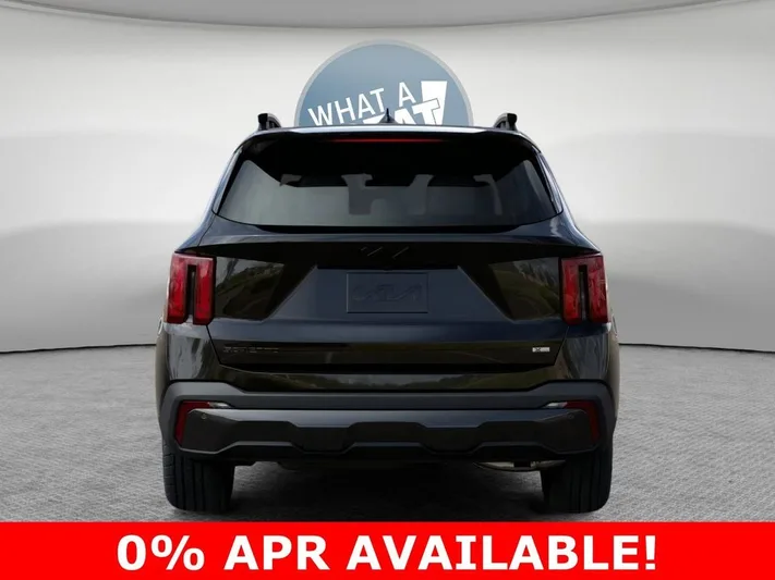 2026 Kia Sorento - view 13