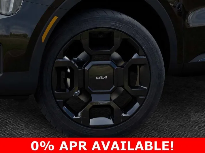 2026 Kia Sorento - view 9