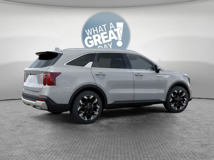 2026 Kia Sorento - view 6