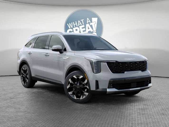 2026 Kia Sorento - view 8