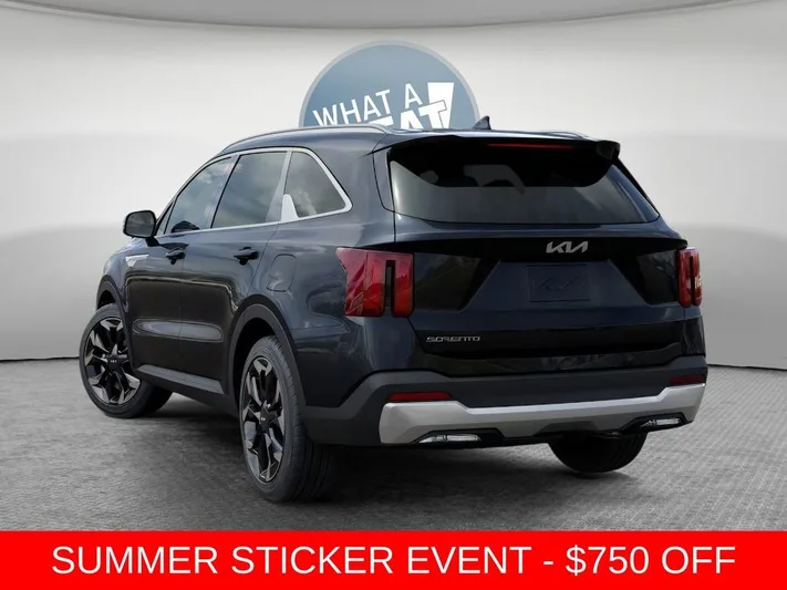 2026 Kia Sorento - view 4