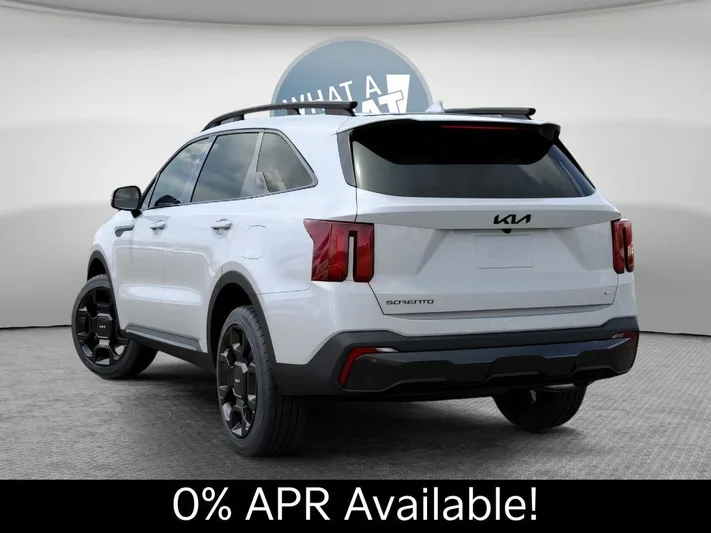 2026 Kia Sorento - view 4