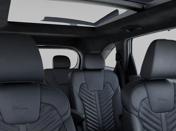 2026 Kia Sorento - view 27