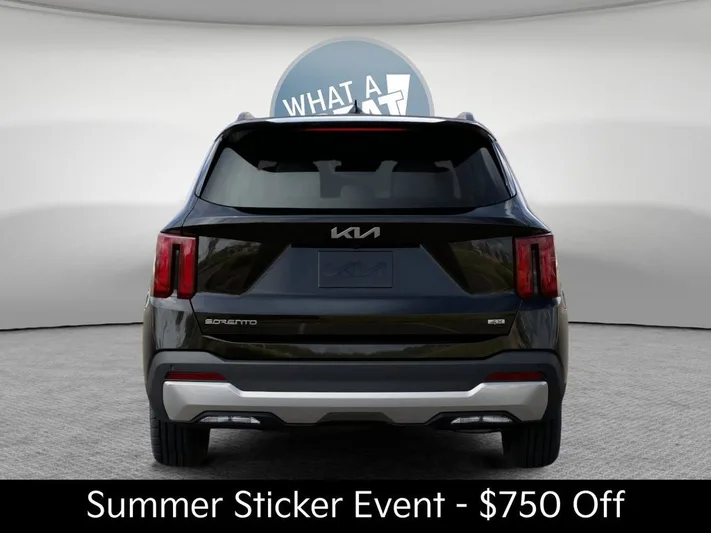 2026 Kia Sorento - view 13