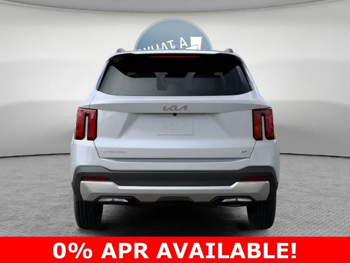 2026 Kia Sorento - view 5