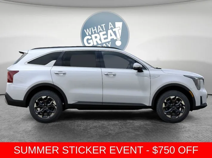 2026 Kia Sorento - view 7