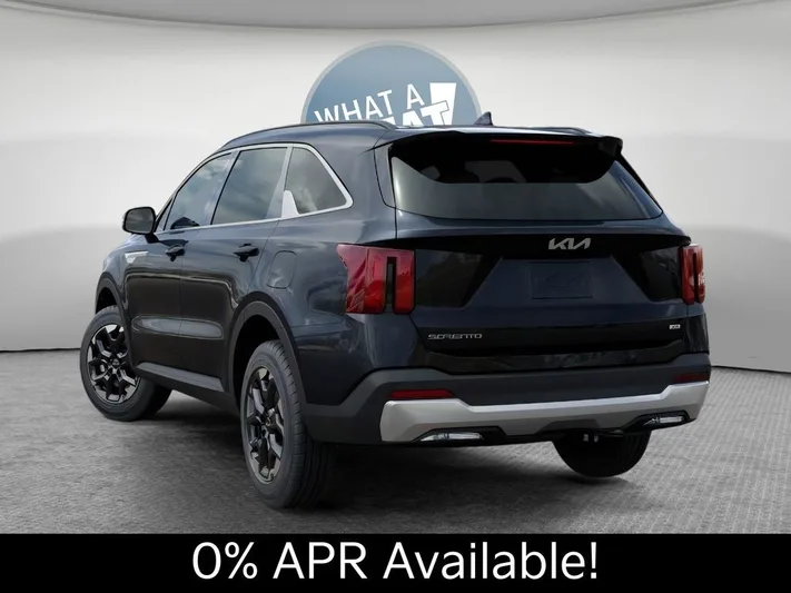 2026 Kia Sorento - view 4