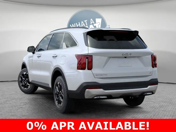 2026 Kia Sorento - view 4