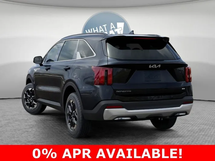 2026 Kia Sorento - view 4