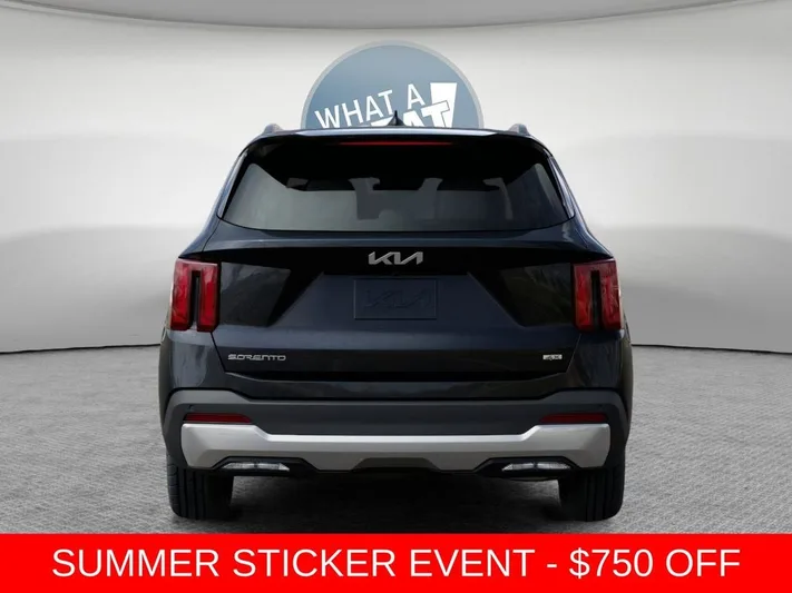 2026 Kia Sorento - view 13