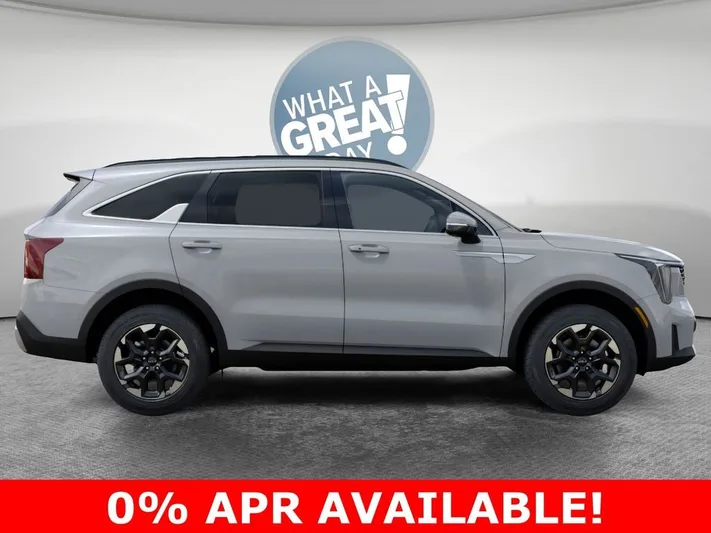 2026 Kia Sorento - view 7