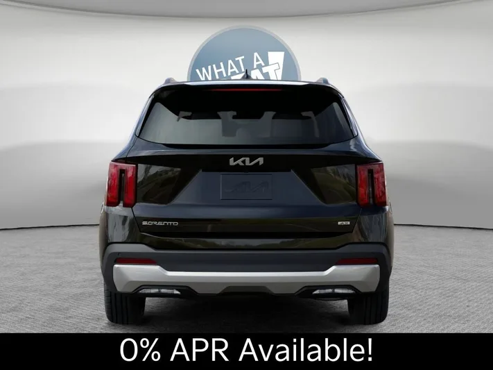 2026 Kia Sorento - view 13