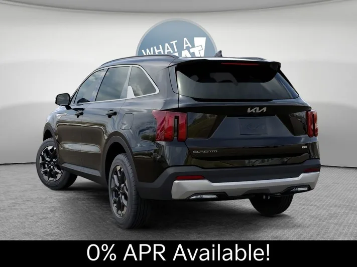 2026 Kia Sorento - view 4