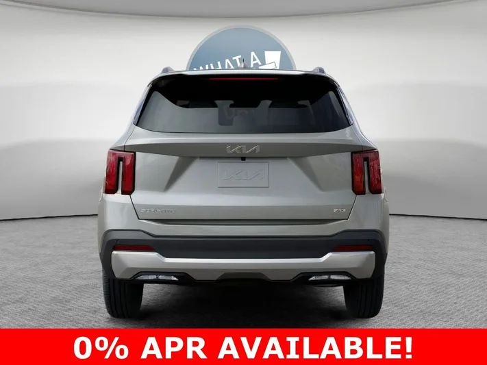 2026 Kia Sorento - view 5