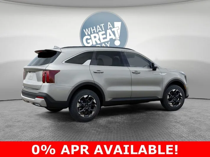 2026 Kia Sorento - view 6