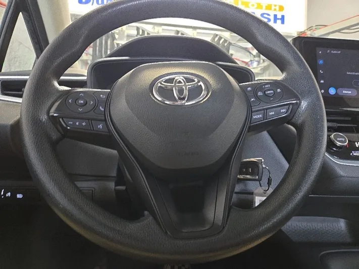 2023 Toyota Corolla - view 19