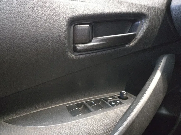 2023 Toyota Corolla - view 23