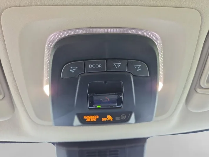 2023 Toyota Corolla - view 23