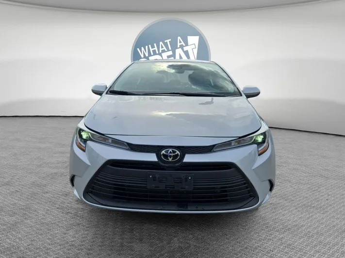 2023 Toyota Corolla - view 9