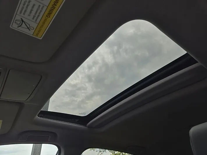 2019 Honda CR-V - view 12