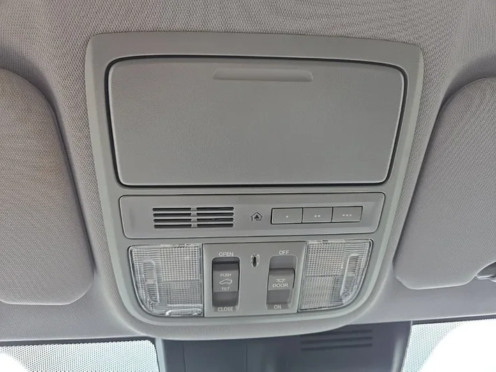 2019 Honda CR-V - view 13