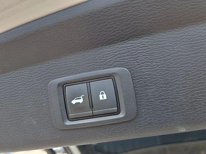 2024 Mitsubishi Outlander - view 30