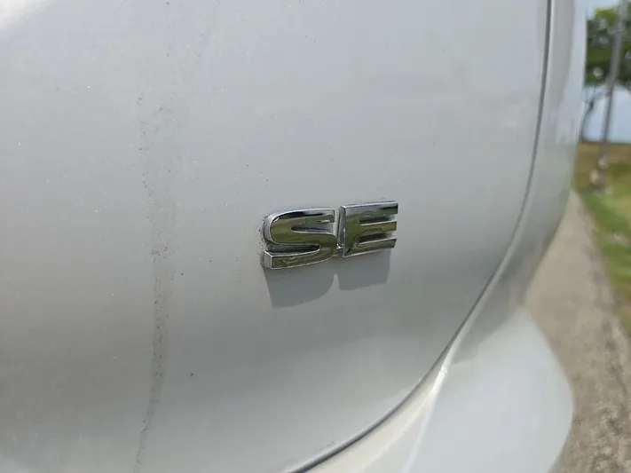 2024 Mitsubishi Outlander - view 33