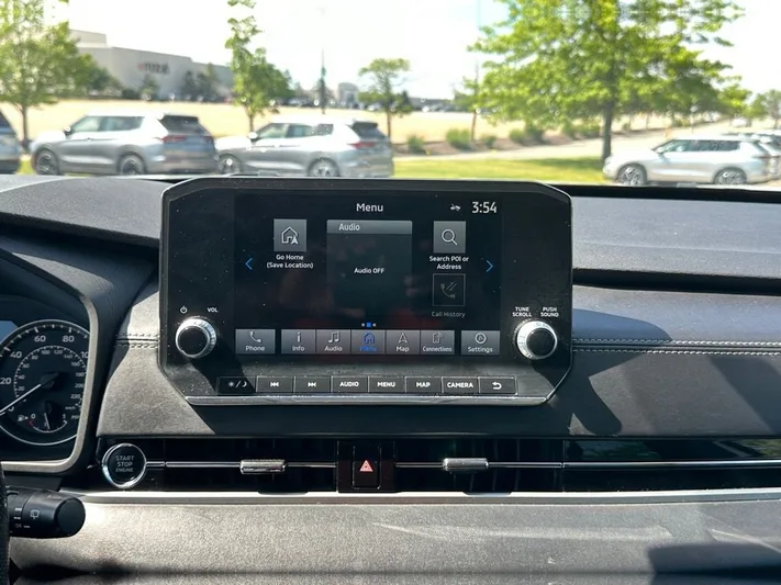 2022 Mitsubishi Outlander - view 17