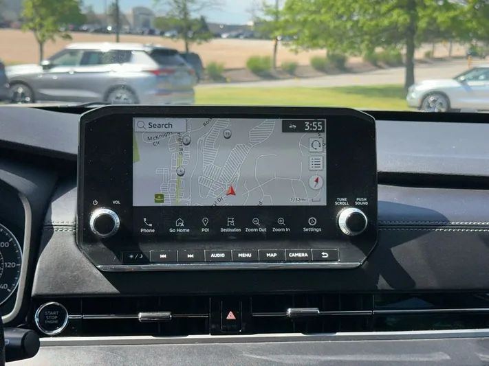 2022 Mitsubishi Outlander - view 19