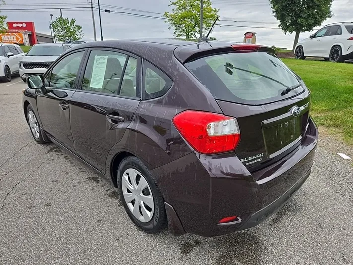 2013 Subaru Impreza - view 9