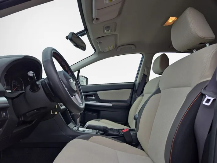 2016 Subaru Crosstrek - view 12