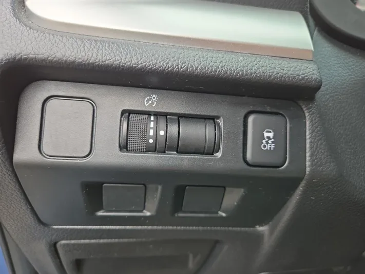 2016 Subaru Crosstrek - view 29