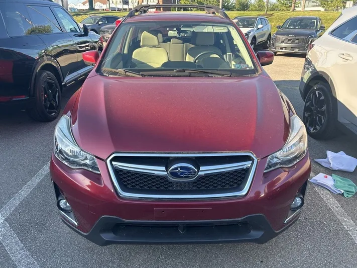 2016 Subaru Crosstrek - view 2