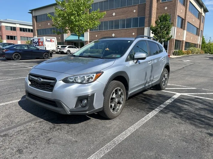 2018 Subaru Crosstrek - view 3