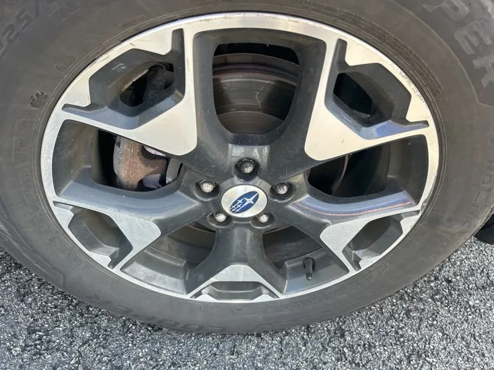 2018 Subaru Crosstrek - view 9