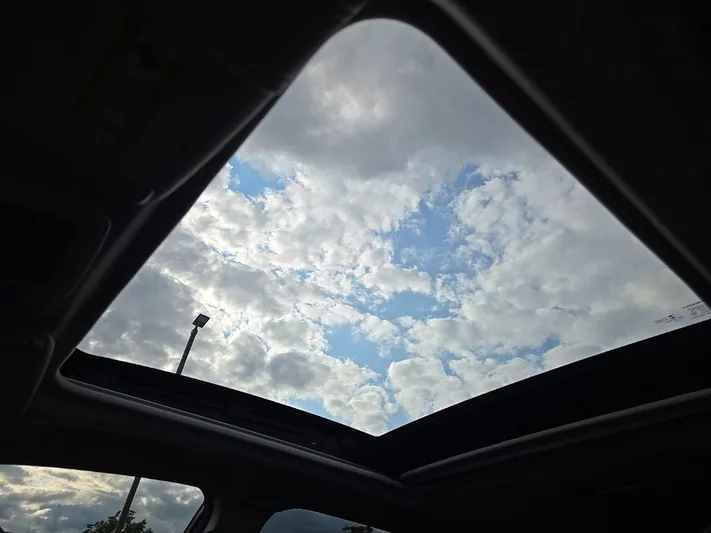 2018 Subaru Forester - view 28