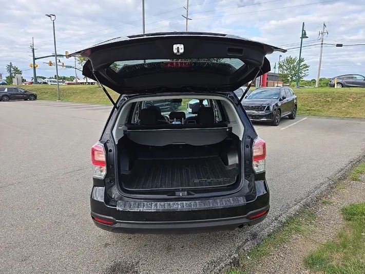 2018 Subaru Forester - view 33