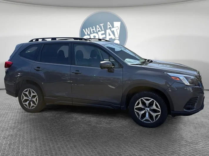 2024 Subaru Forester - view 2