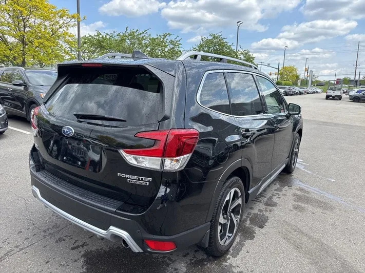 2024 Subaru Forester - view 3