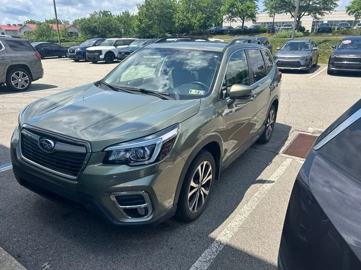 2019 Subaru Forester - view 3