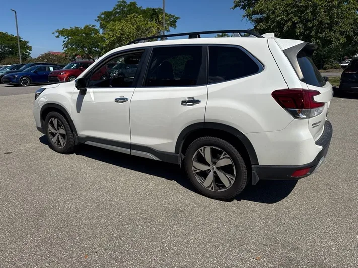 2019 Subaru Forester - view 4