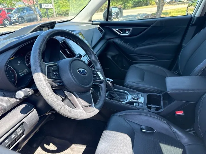 2019 Subaru Forester - view 8