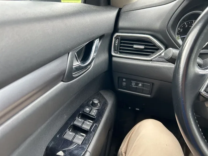 2020 Mazda CX-5 - view 10